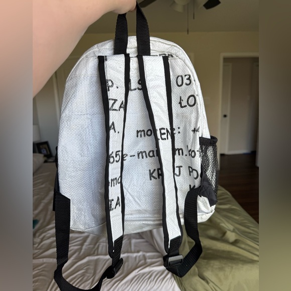 CEMENT6 White Elephant Print Women's Backpack - Casual Daypack - Picture 3 of 5